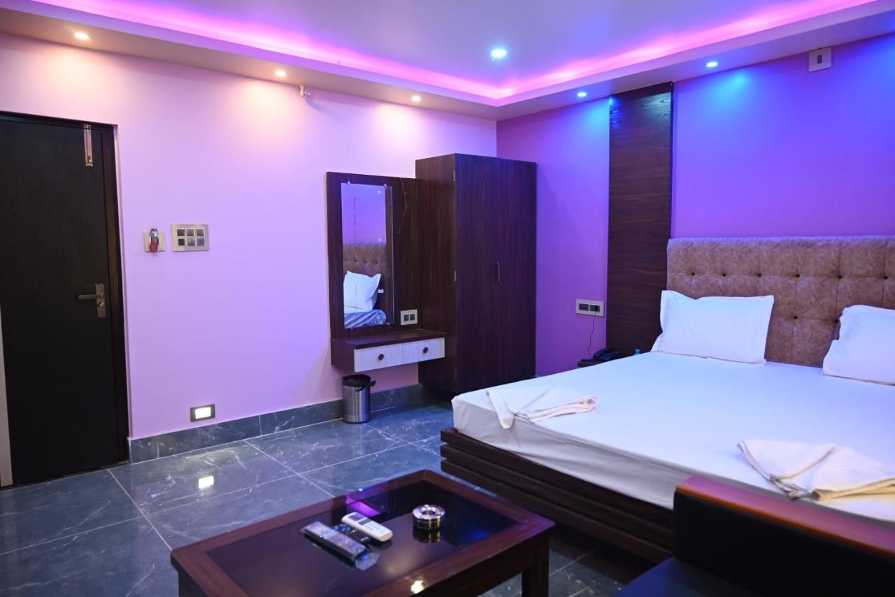 Oyo Hotel Tulusi Inn Bolpur Exterior foto