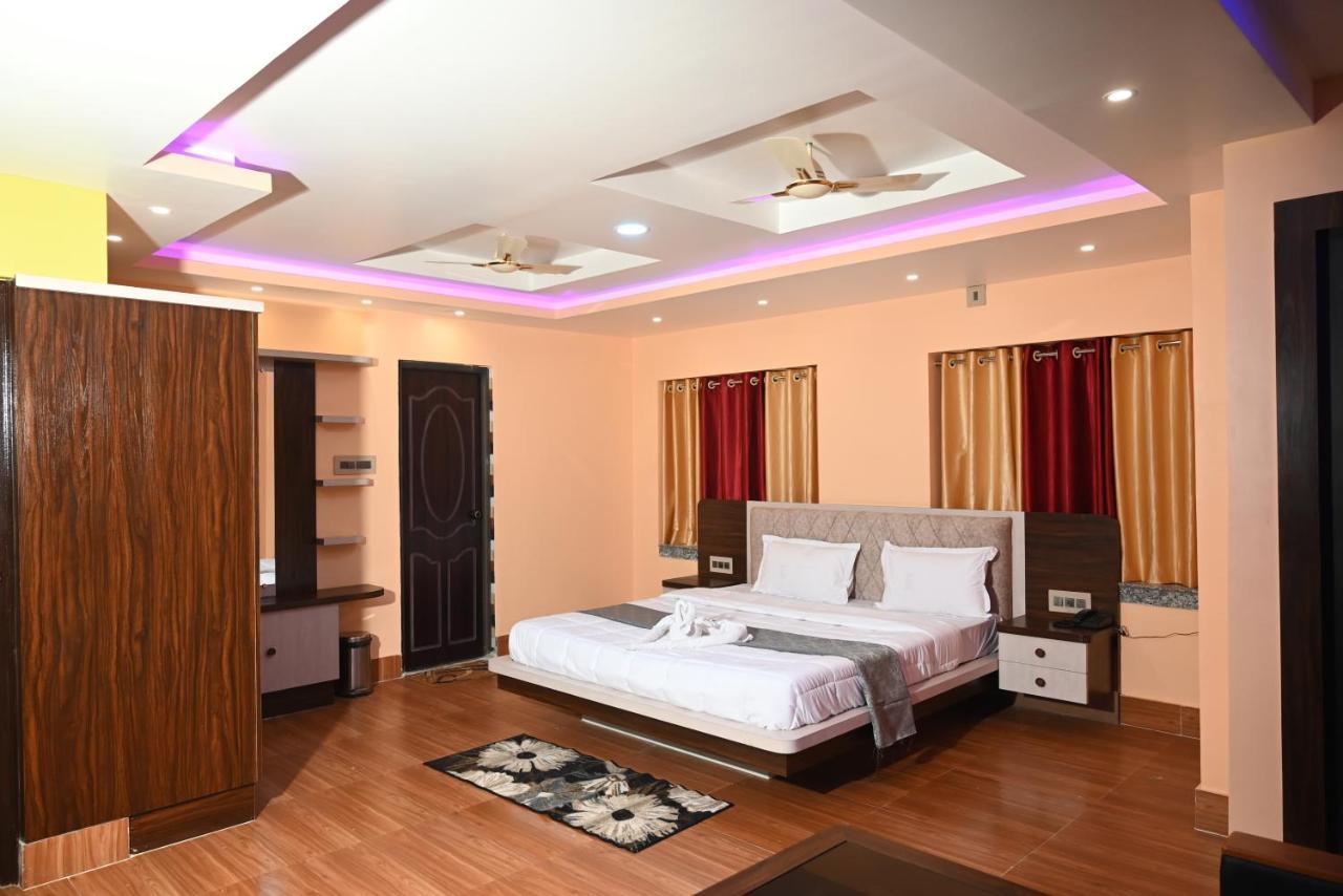 Oyo Hotel Tulusi Inn Bolpur Exterior foto