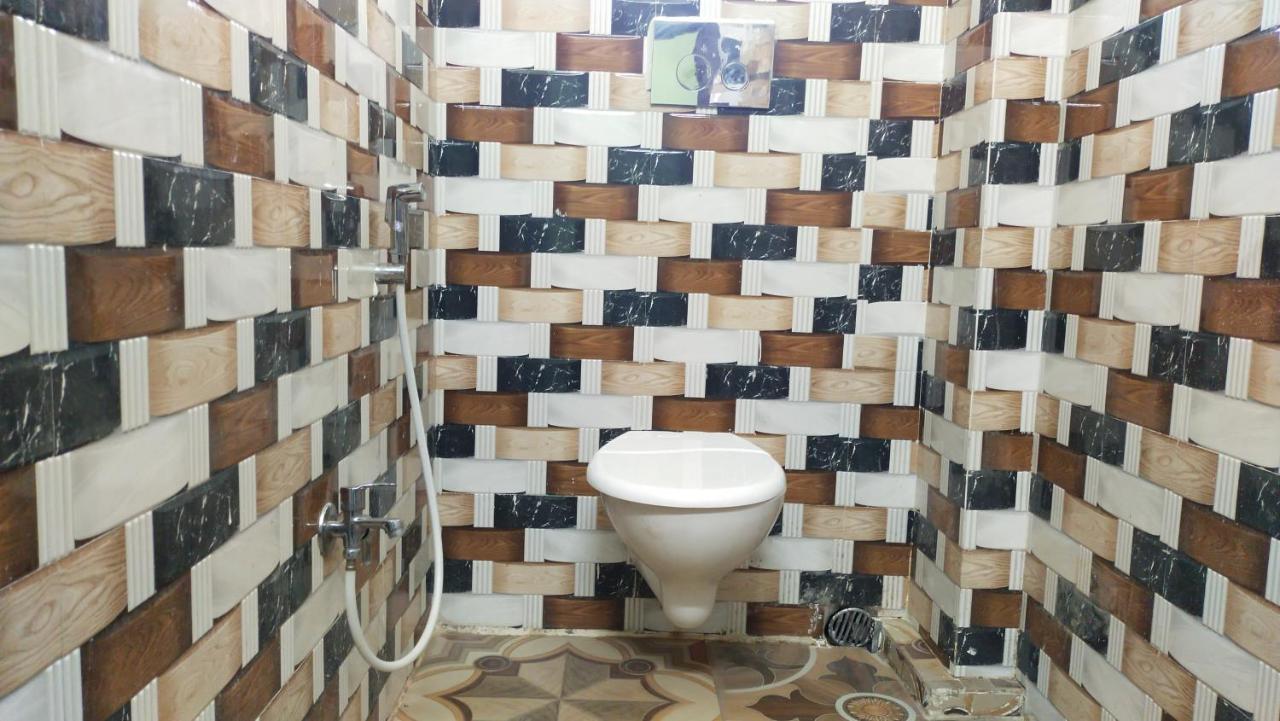 Oyo Hotel Tulusi Inn Bolpur Exterior foto